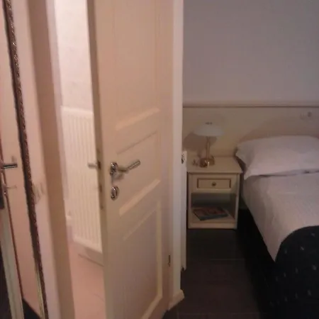 Guest house Guest House Sterk 3*