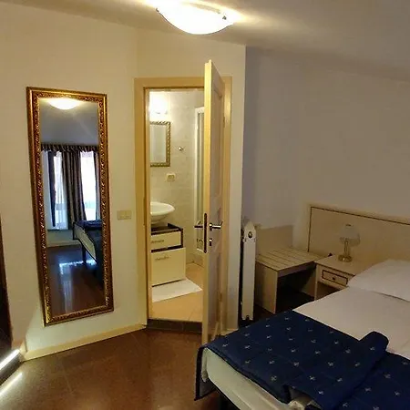 Guest House Sterk ゲストハウス ノヴァ・ゴリツァ