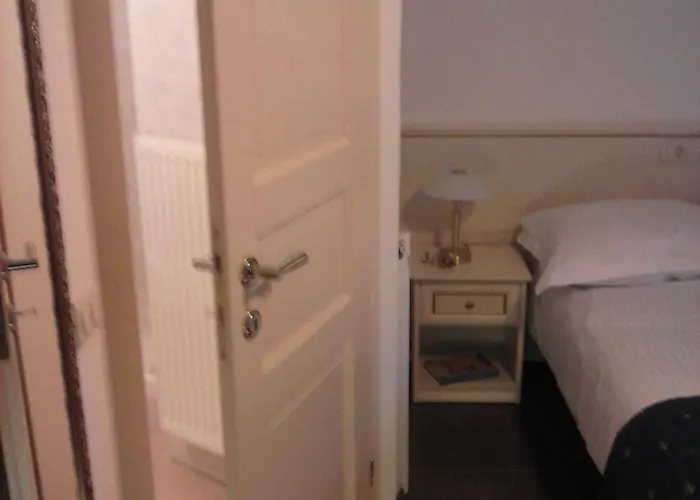 Affittacamere Guest House Sterk 3*